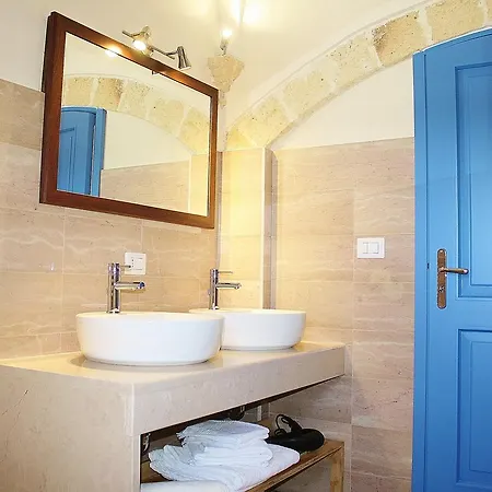 Lodge Antica Masseria Torre Mozza *