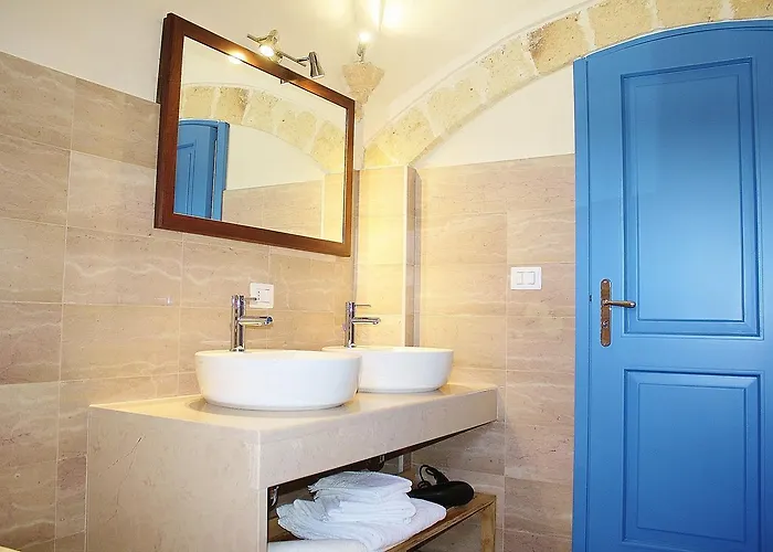 Lodge Antica Masseria Torre Mozza *